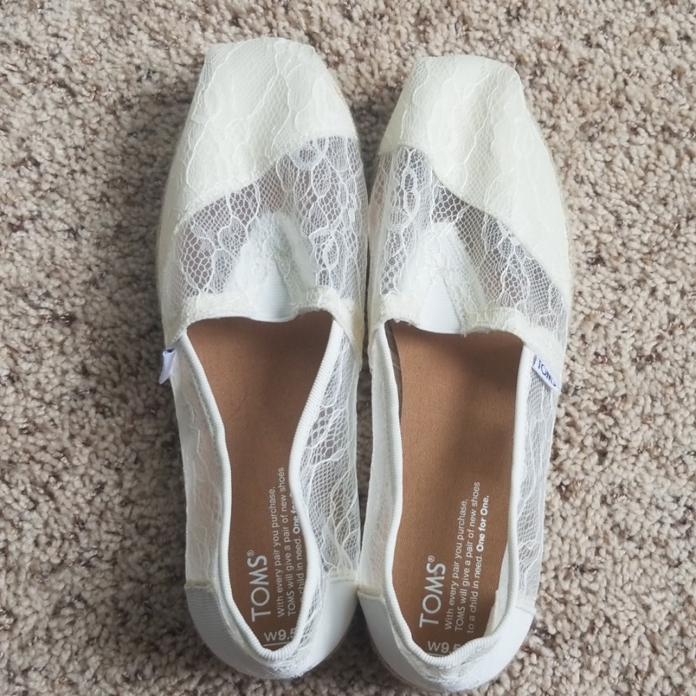 Toms ivory lace